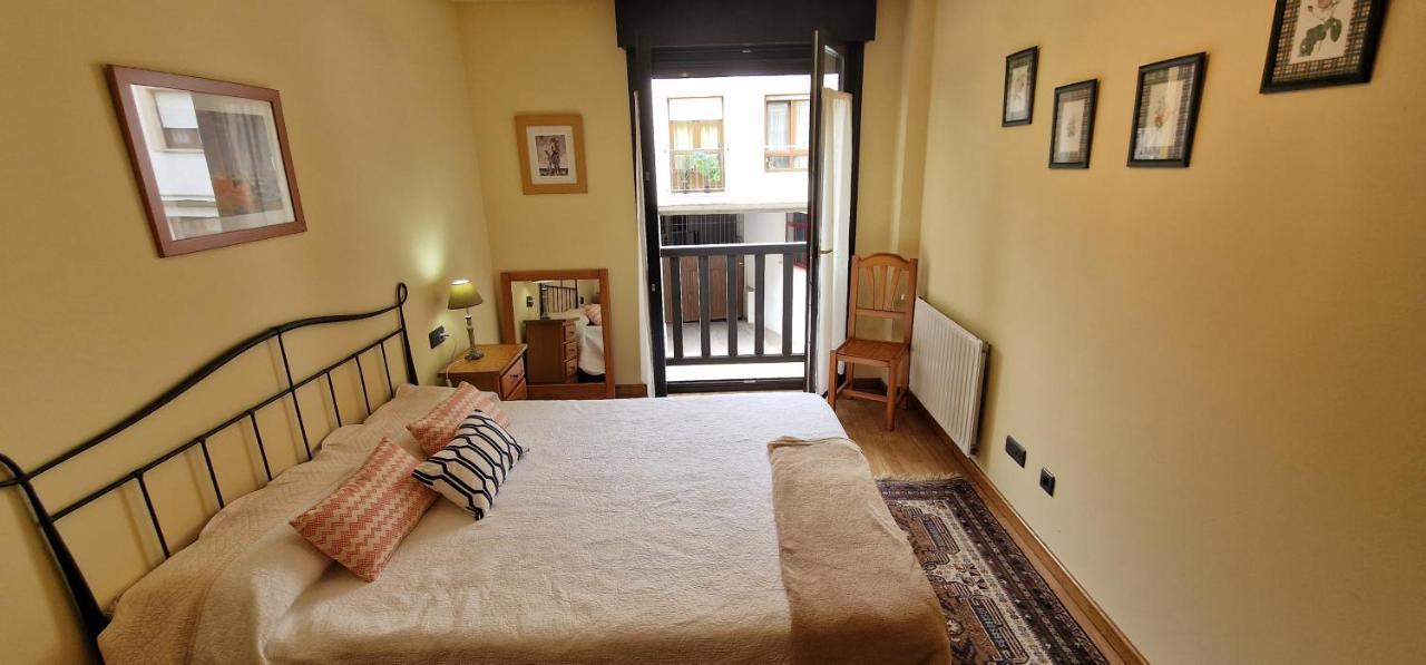 Raitan 2 - Apartamento Con Piscina Compartida Para 4 Pax - Vut-4301-As Colunga Luaran gambar